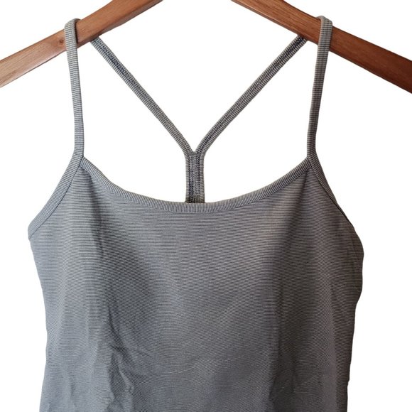 Lululemon Athletica Tank Top Size 6 Built in Bra Power Y Tank Luon Wee Stripe Gr - Picture 6 of 12